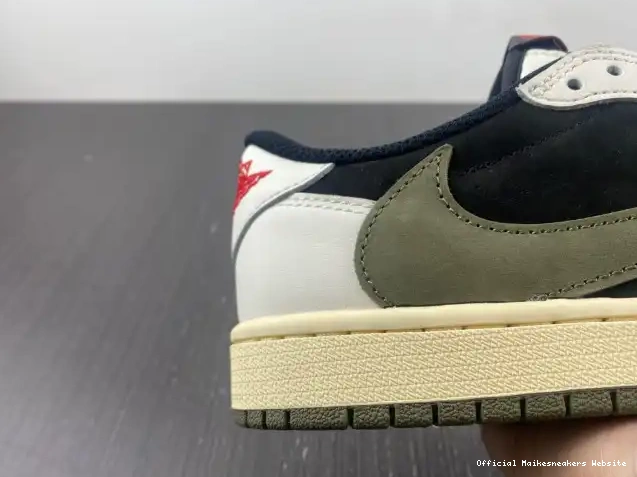 Official Maikesneakers OG WMNS Olive x Travis Low Air Jordan Scott 1 DZ4137-106 0405